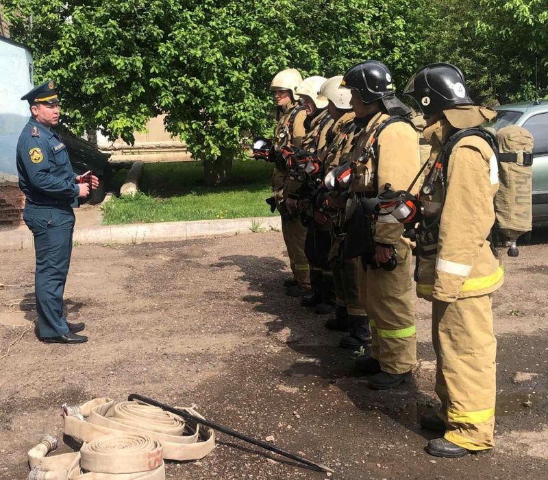 В Оренбурге прошли учения пожарно-спасательной части